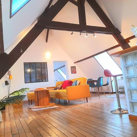 Le Nid D'Hirondelles - Appartement De Caractere Hypercentre Au Calme Bourges Esterno foto