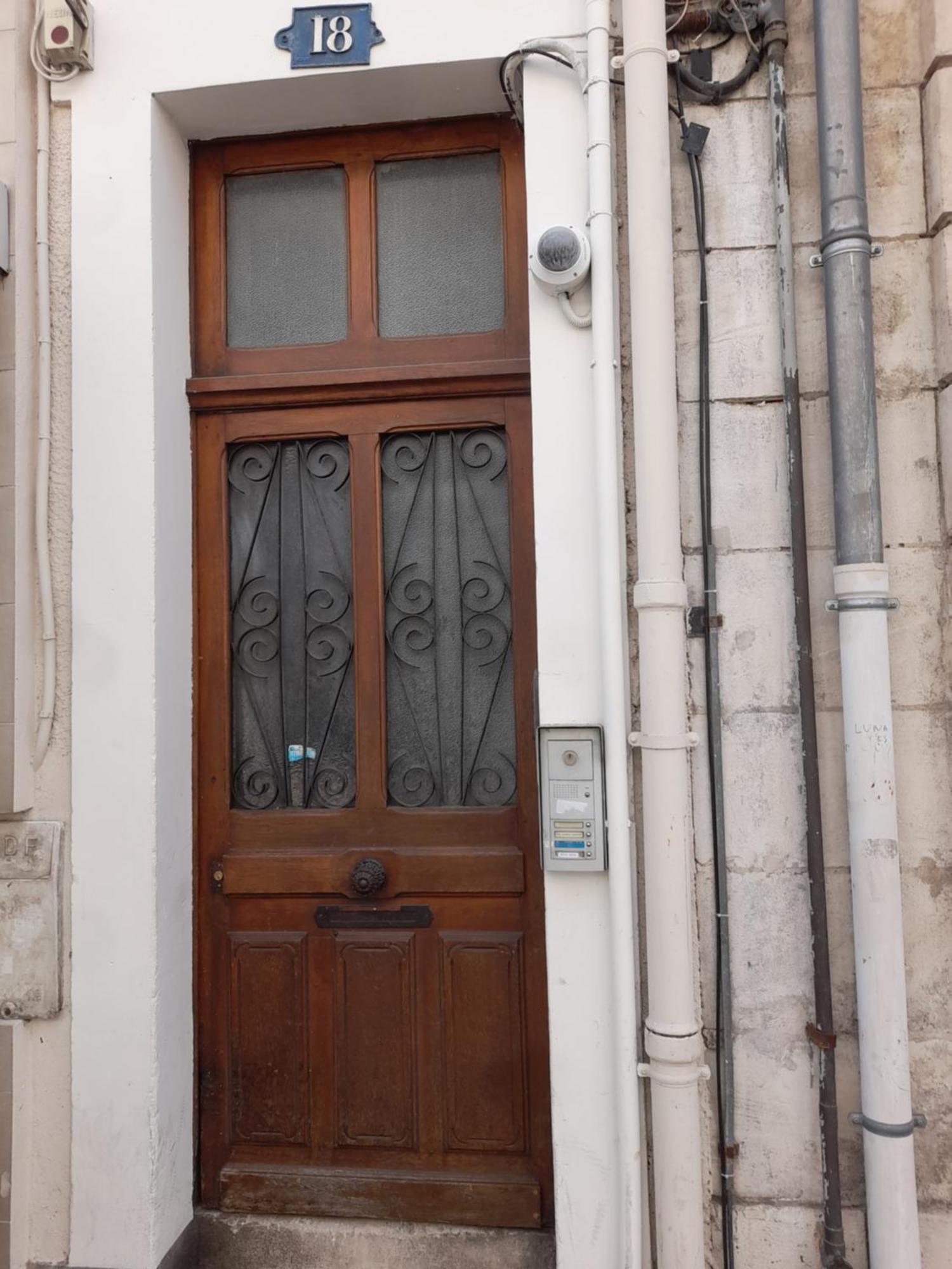 Le Nid D'Hirondelles - Appartement De Caractere Hypercentre Au Calme Bourges Esterno foto